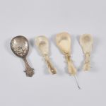 496061 Spoons
